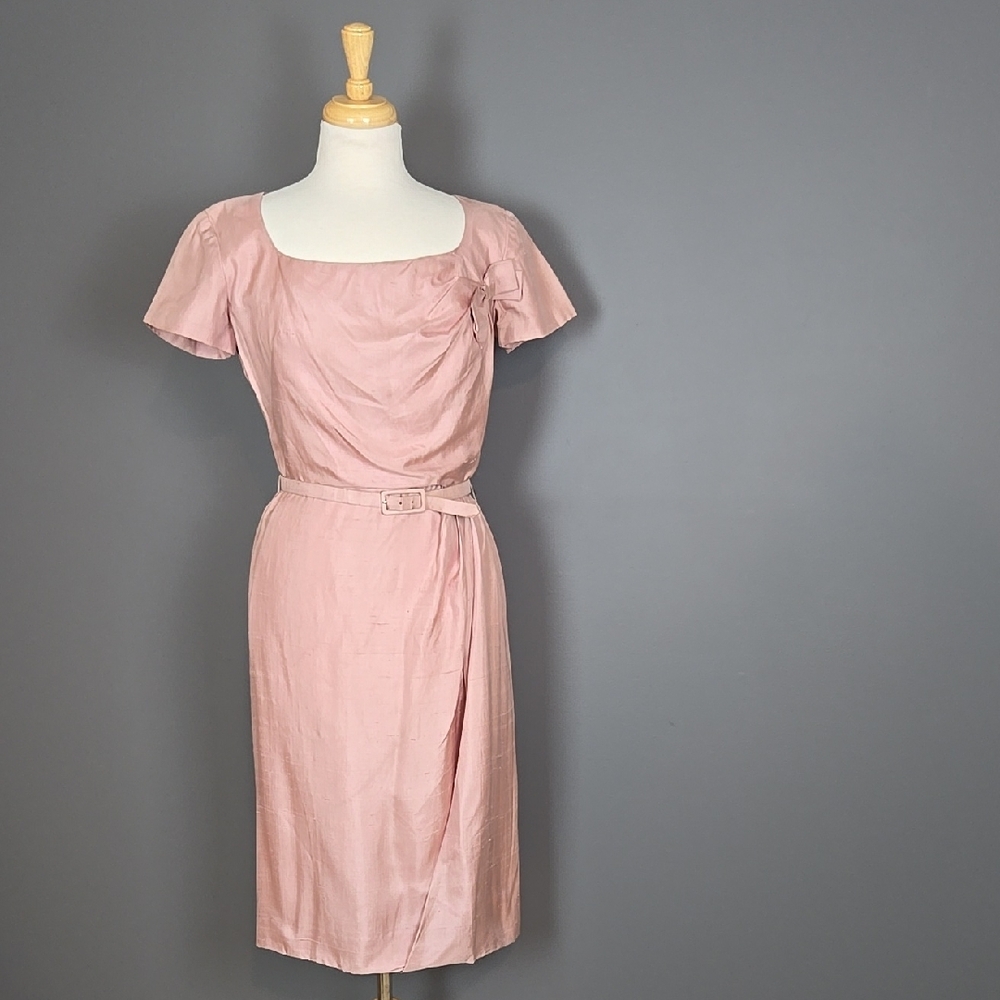 Vintage Pink Sheath Dress with Ruched Waist Cap Flutter Sleeves and Square Neck